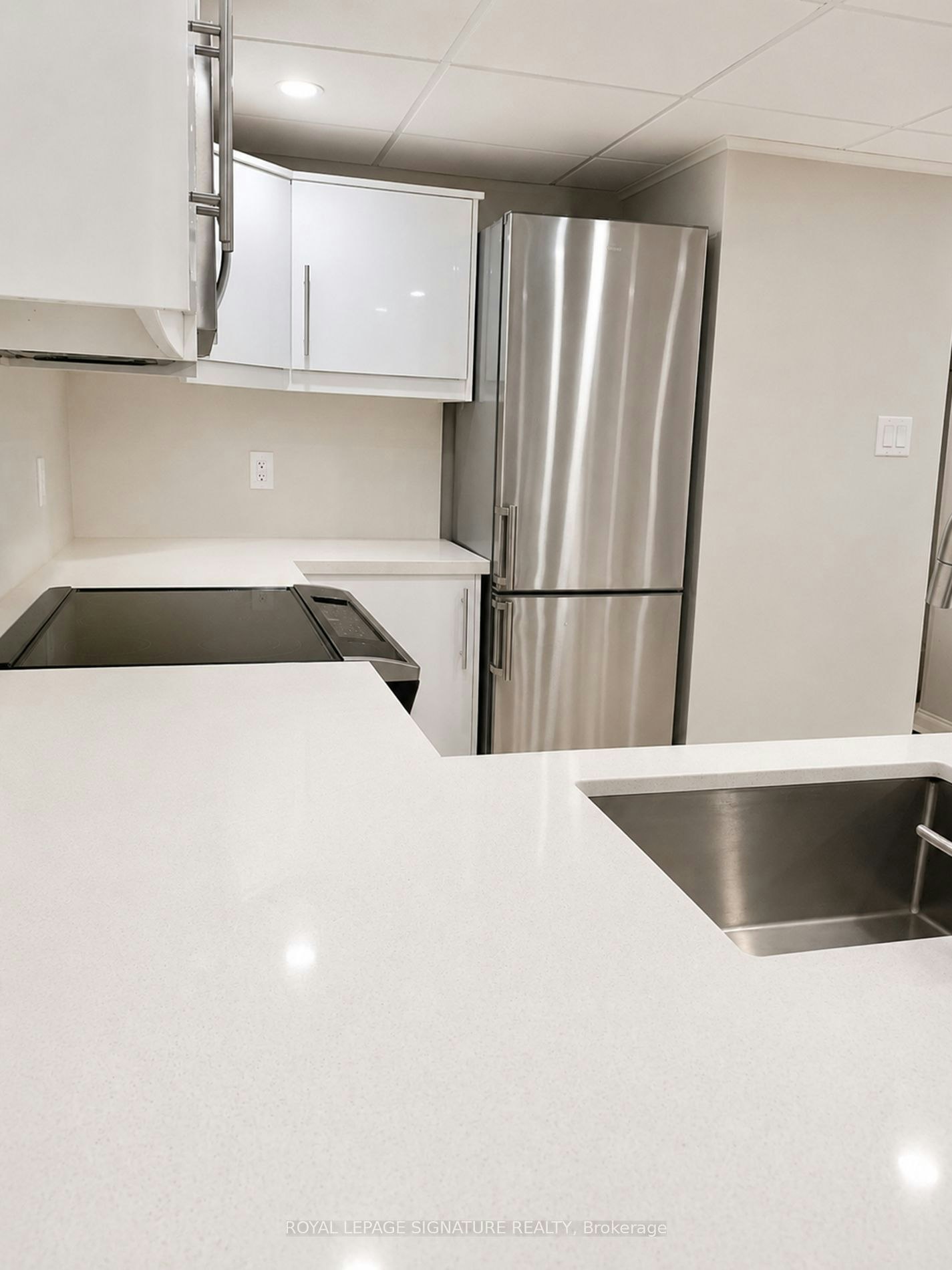 Lower-226 Shaw Street, Toronto, ON, M6J 2W8 - 6