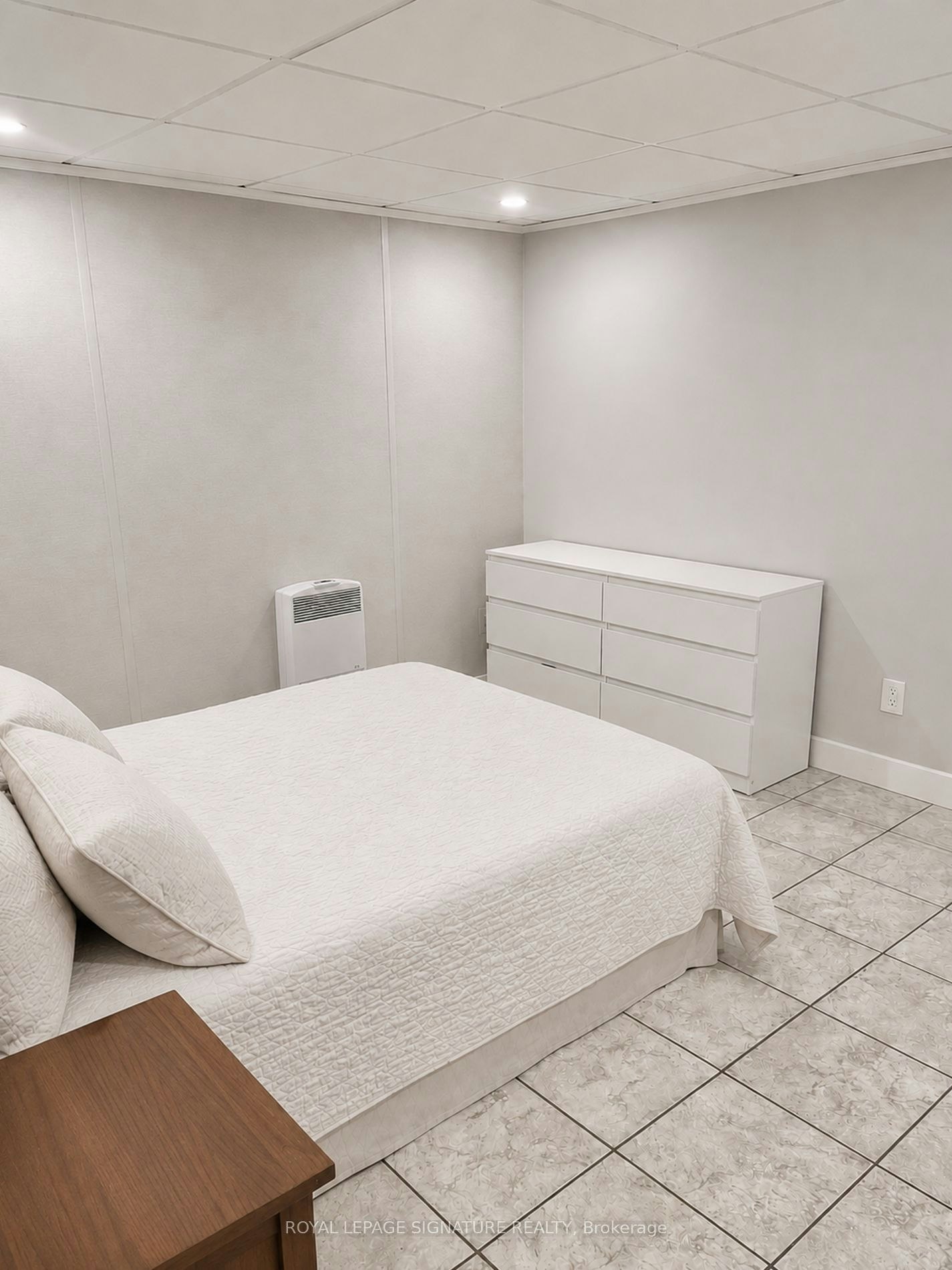 Lower-226 Shaw Street, Toronto, ON, M6J 2W8 - 9