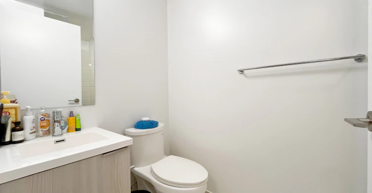 1205-203 College Street, Toronto, ON, M5T 0C8 - 12