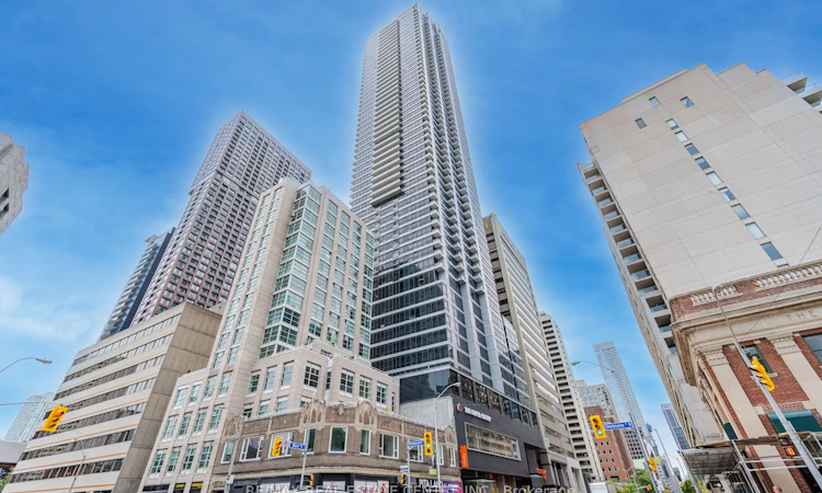 2503-395 Bloor Street E