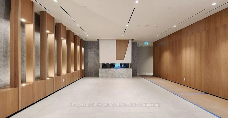 1121-5 Defries Street, Toronto, ON, M5A 0W7 - 4