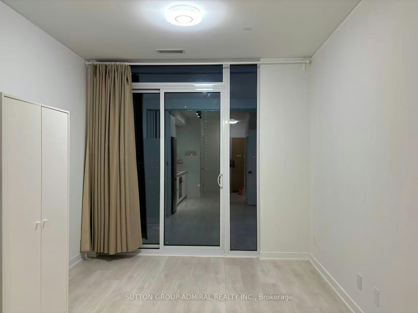 1121-5 Defries Street, Toronto, ON, M5A 0W7 - 24