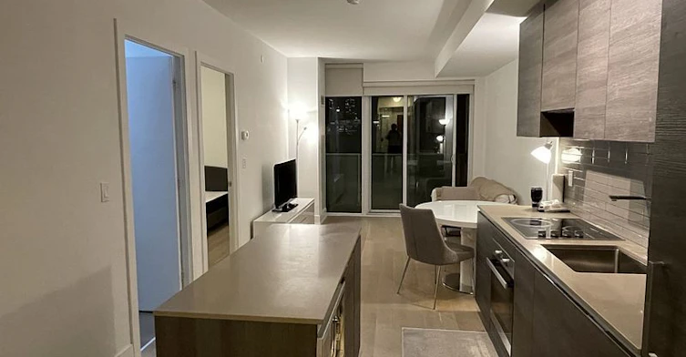1004-200 Bloor Street W, Toronto, ON, M5S 1T8 - 4