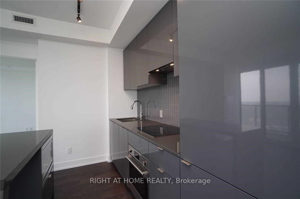 1207-7 Grenville Street, Toronto, ON, M4Y 0E9 - 7