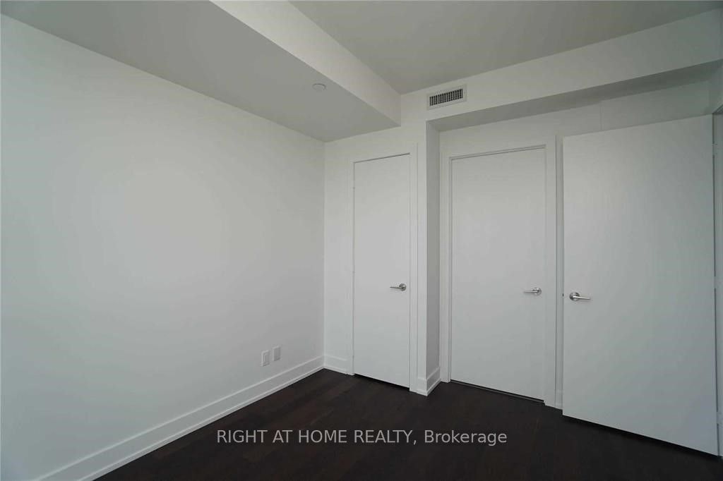 1207-7 Grenville Street, Toronto, ON, M4Y 0E9 - 9