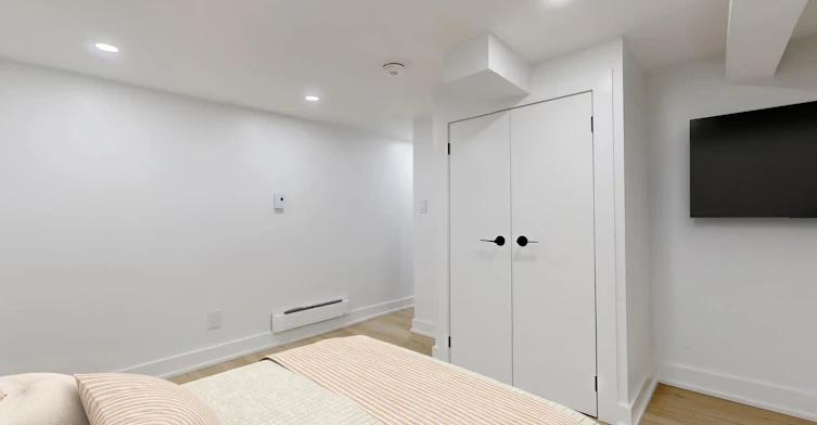Lower B-250 Major Street, Toronto, ON, M5S 2L6 - 7