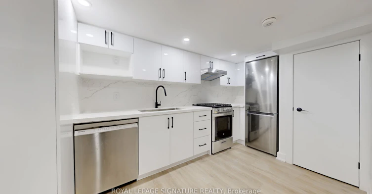Lower B-250 Major Street, Toronto, ON, M5S 2L6 - 5