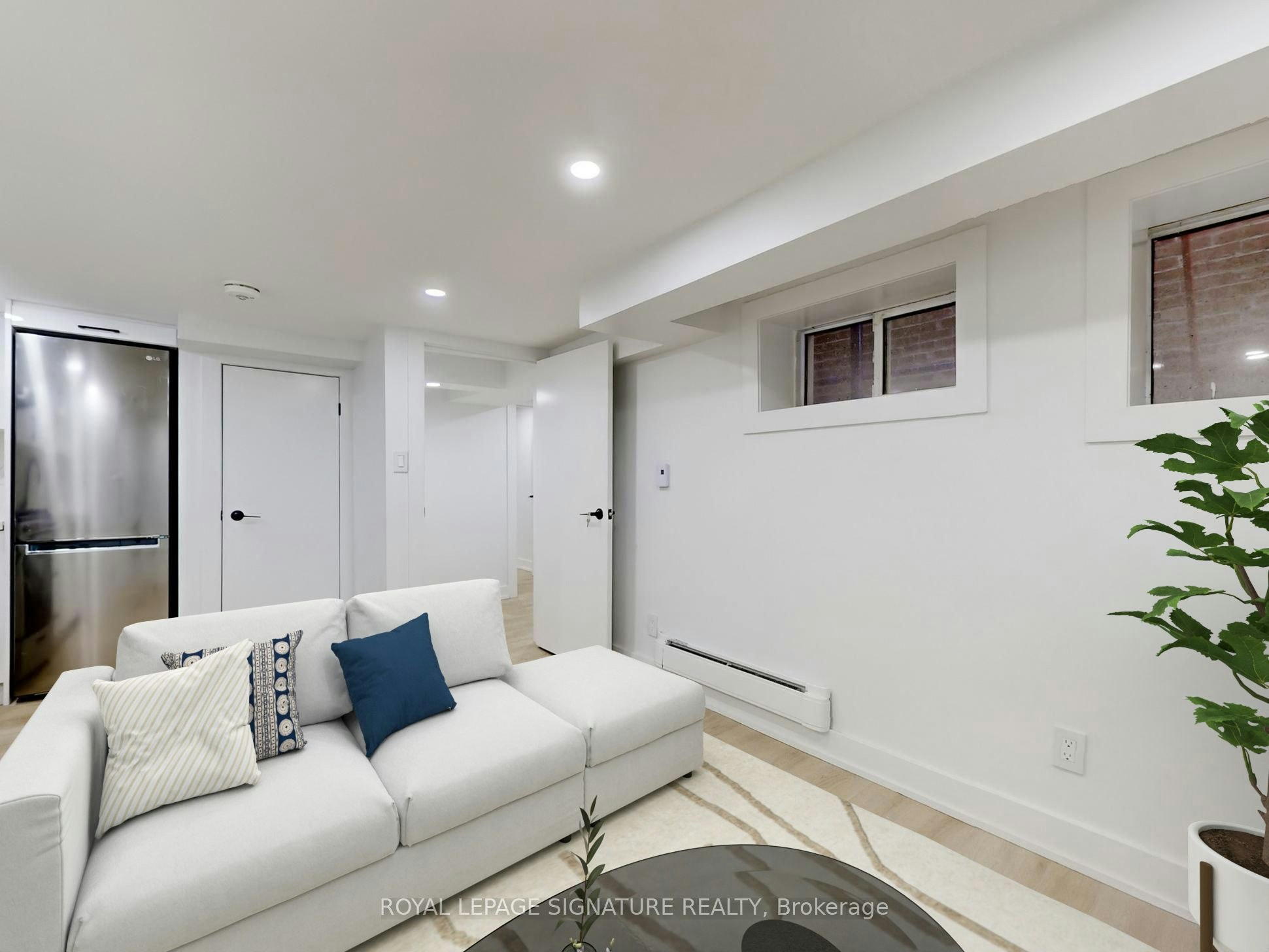 Lower B-250 Major Street, Toronto, ON, M5S 2L6 - 2