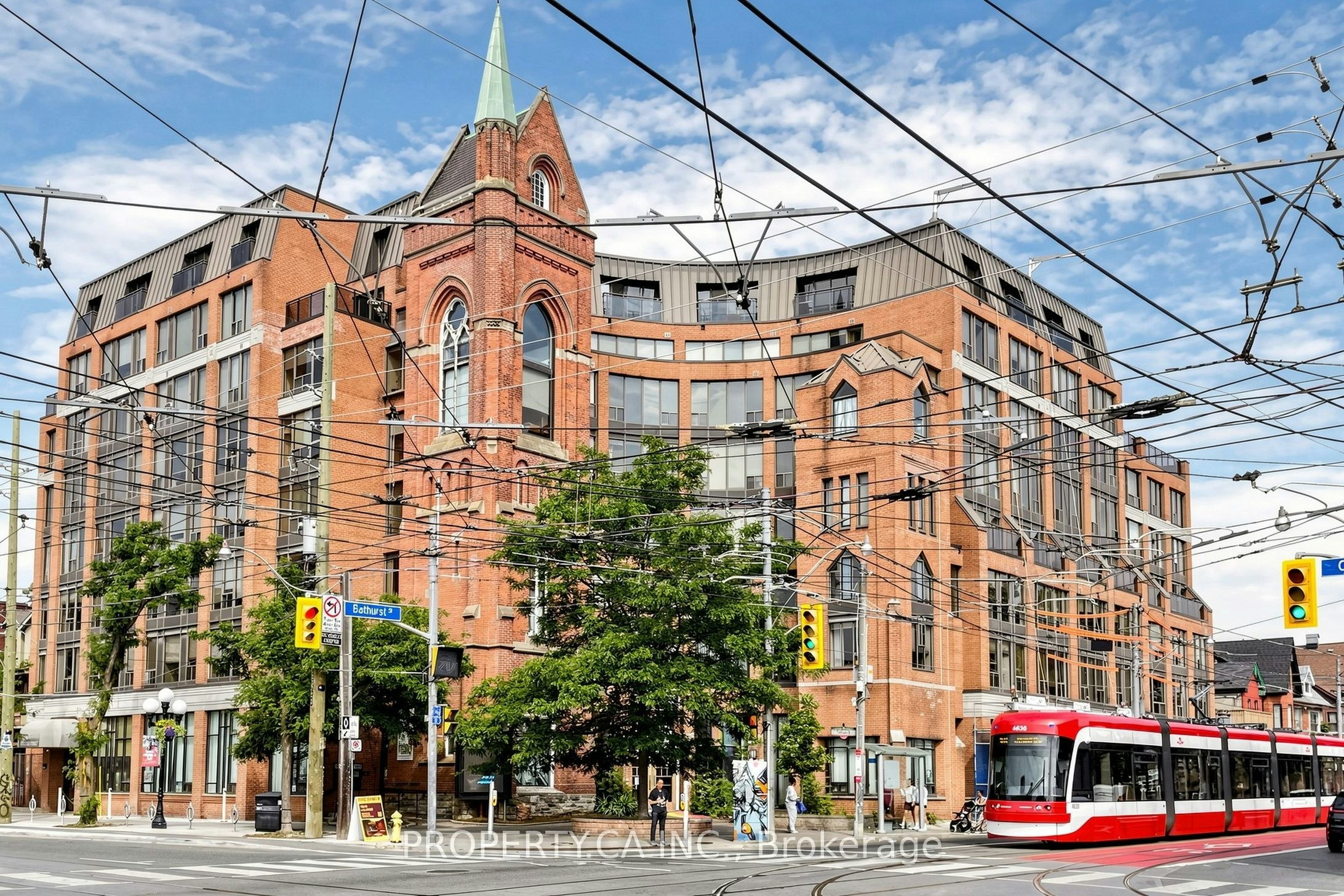 310-456 College Street, Toronto, ON, M6G 4A3