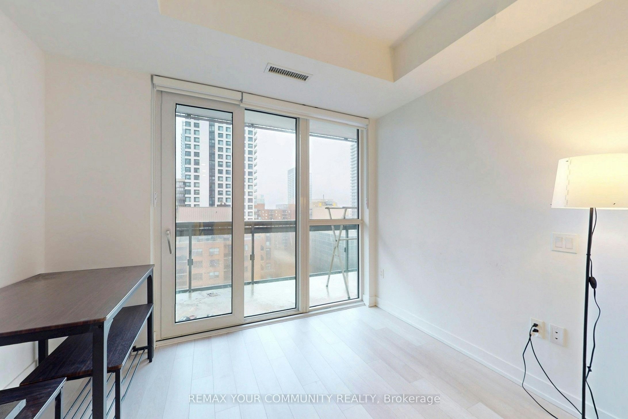 1001-39 Roehampton Avenue, Toronto, ON, M4P 0G1 - 9