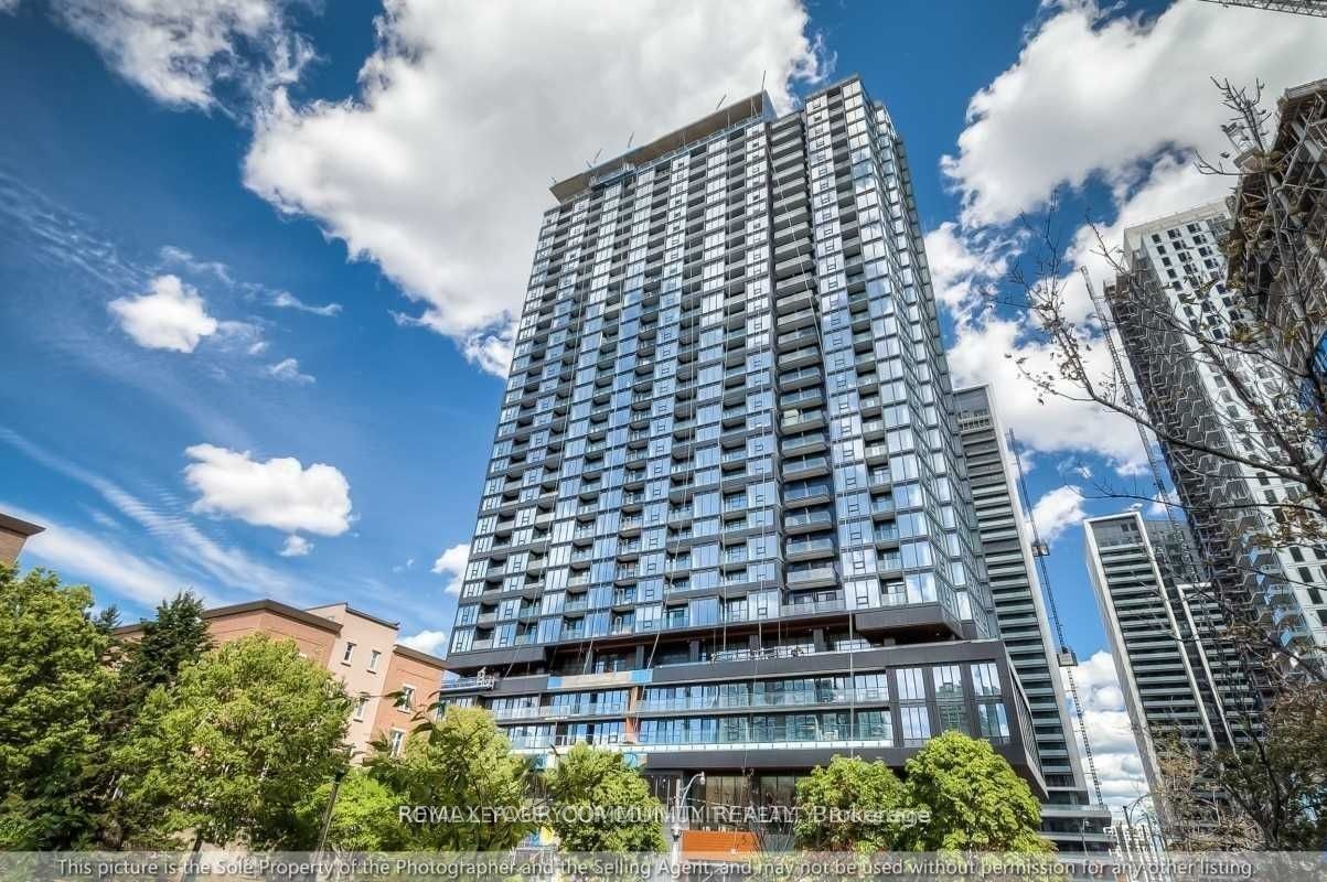 316-19 Western Battery Road, Toronto, ON, M6K 3S4