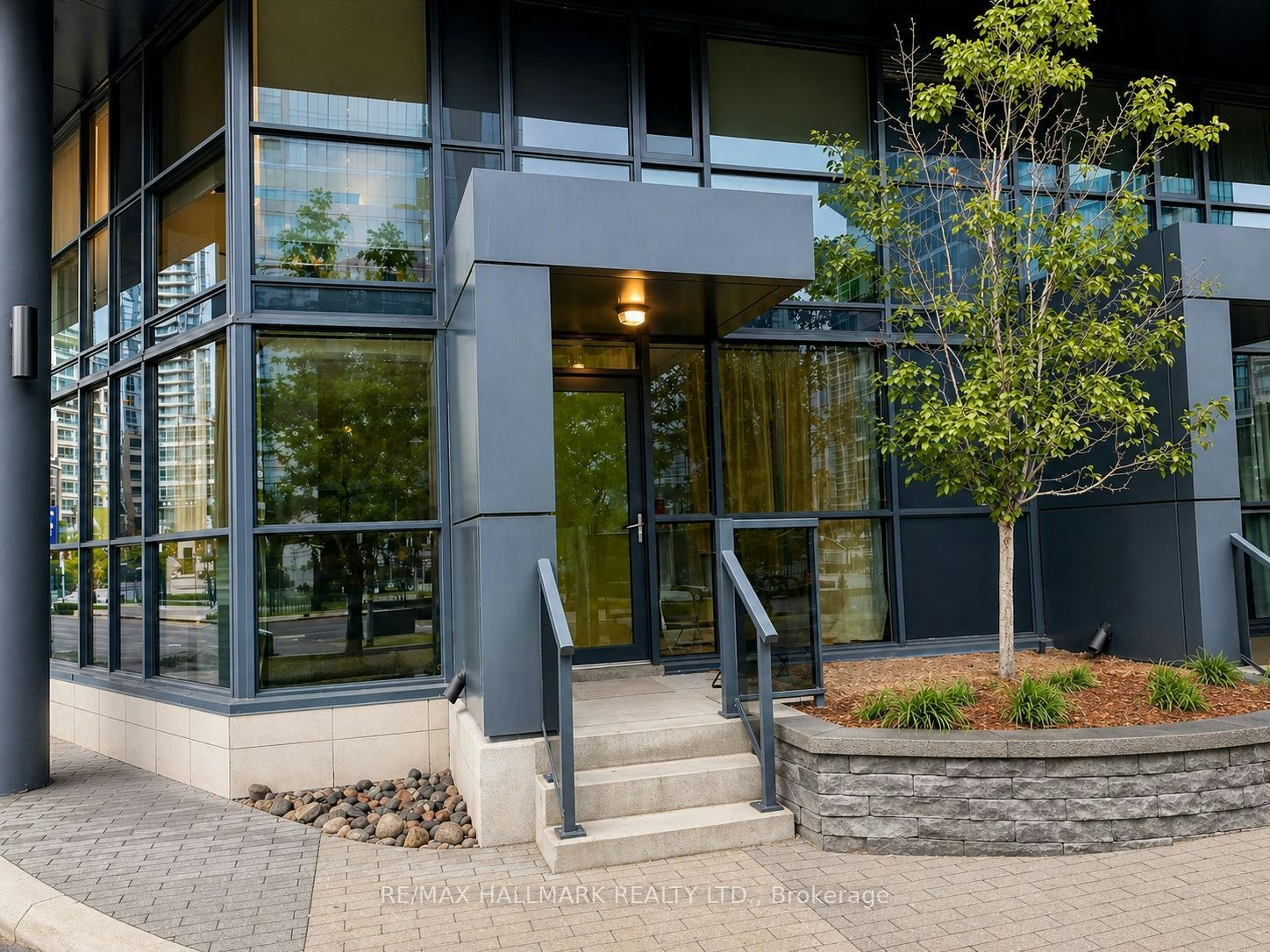 103-352 Front Street, Toronto, ON, M5V 0K3