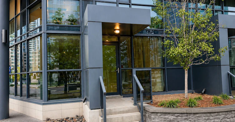 103-352 Front Street, Toronto, ON, M5V 0K3