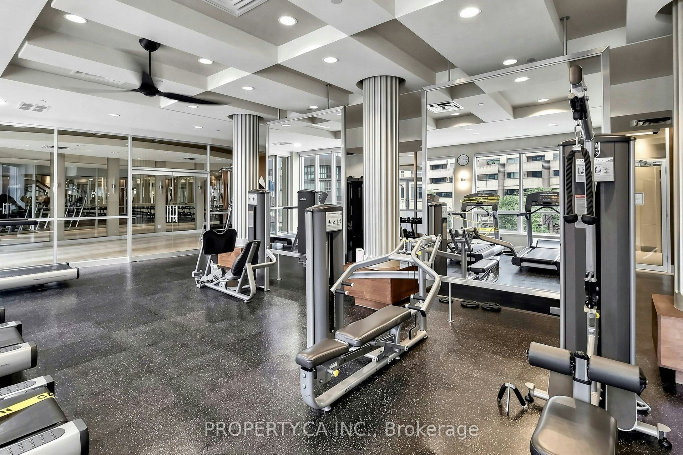 1812-763 Bay Street, Toronto, ON, M5G 2R3 - 25