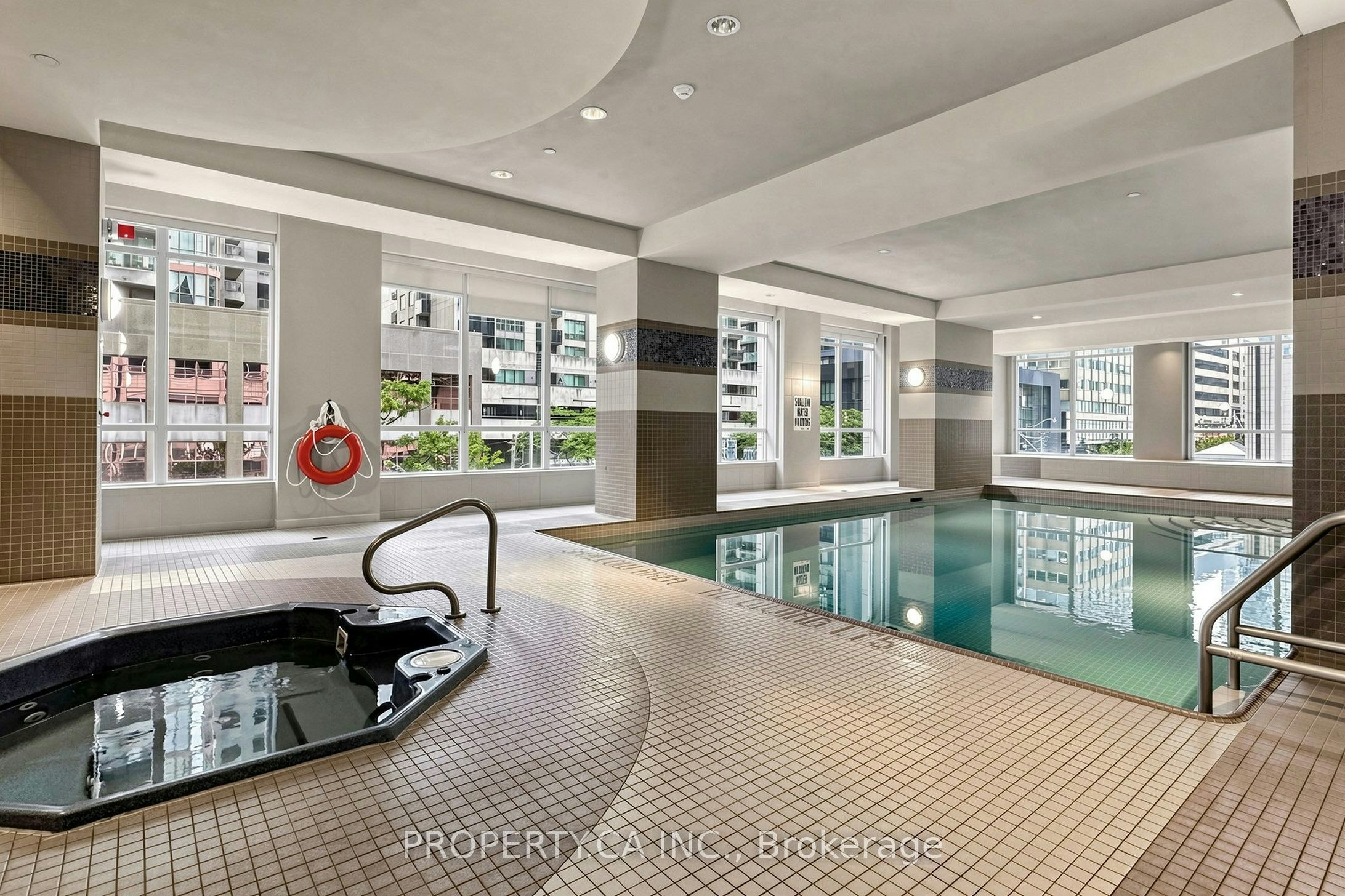 1812-763 Bay Street, Toronto, ON, M5G 2R3 - 31