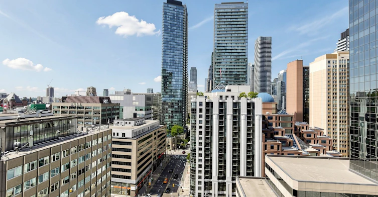 1812-763 Bay Street, Toronto, ON, M5G 2R3 - 23