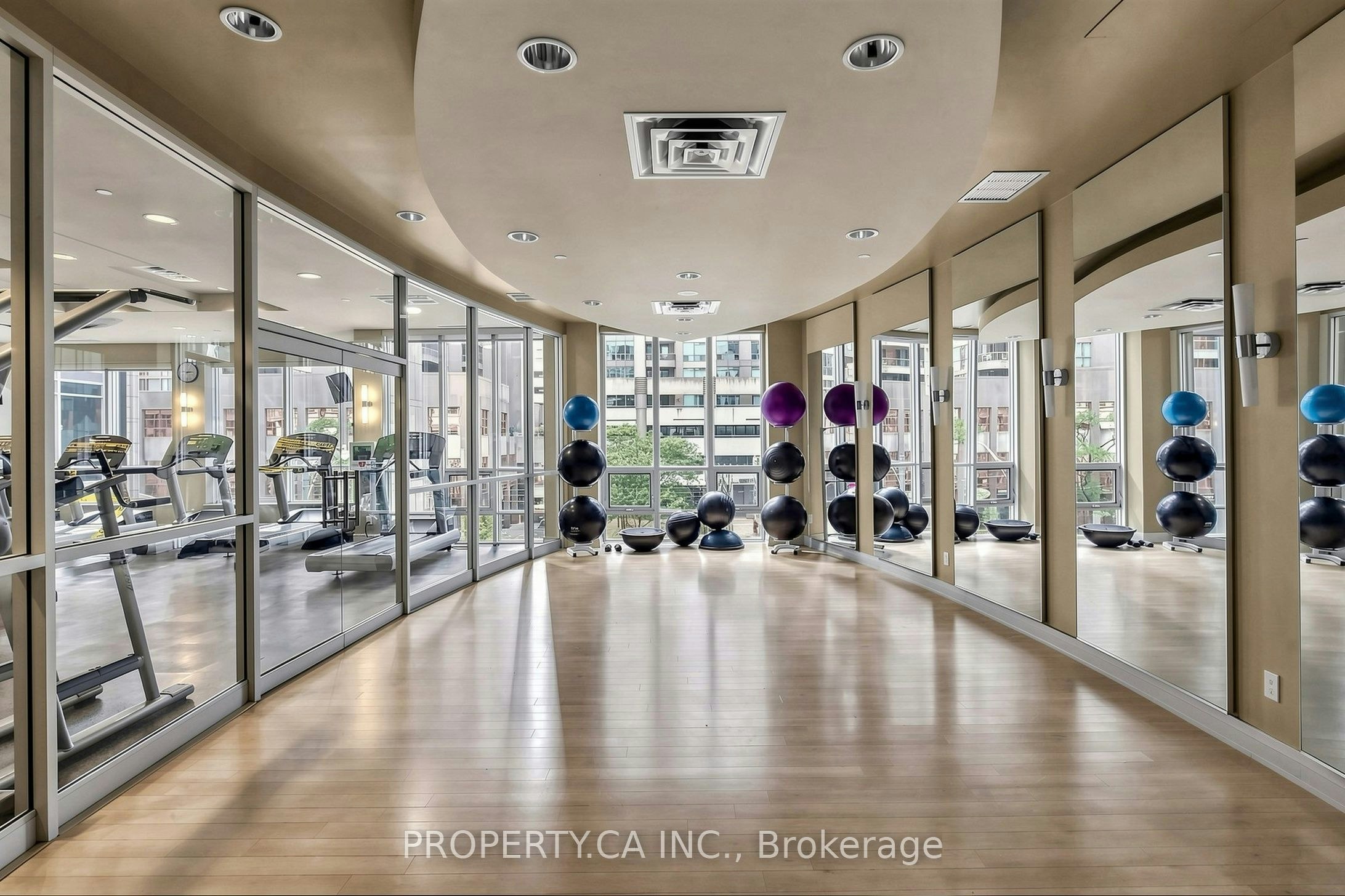 1812-763 Bay Street, Toronto, ON, M5G 2R3 - 26