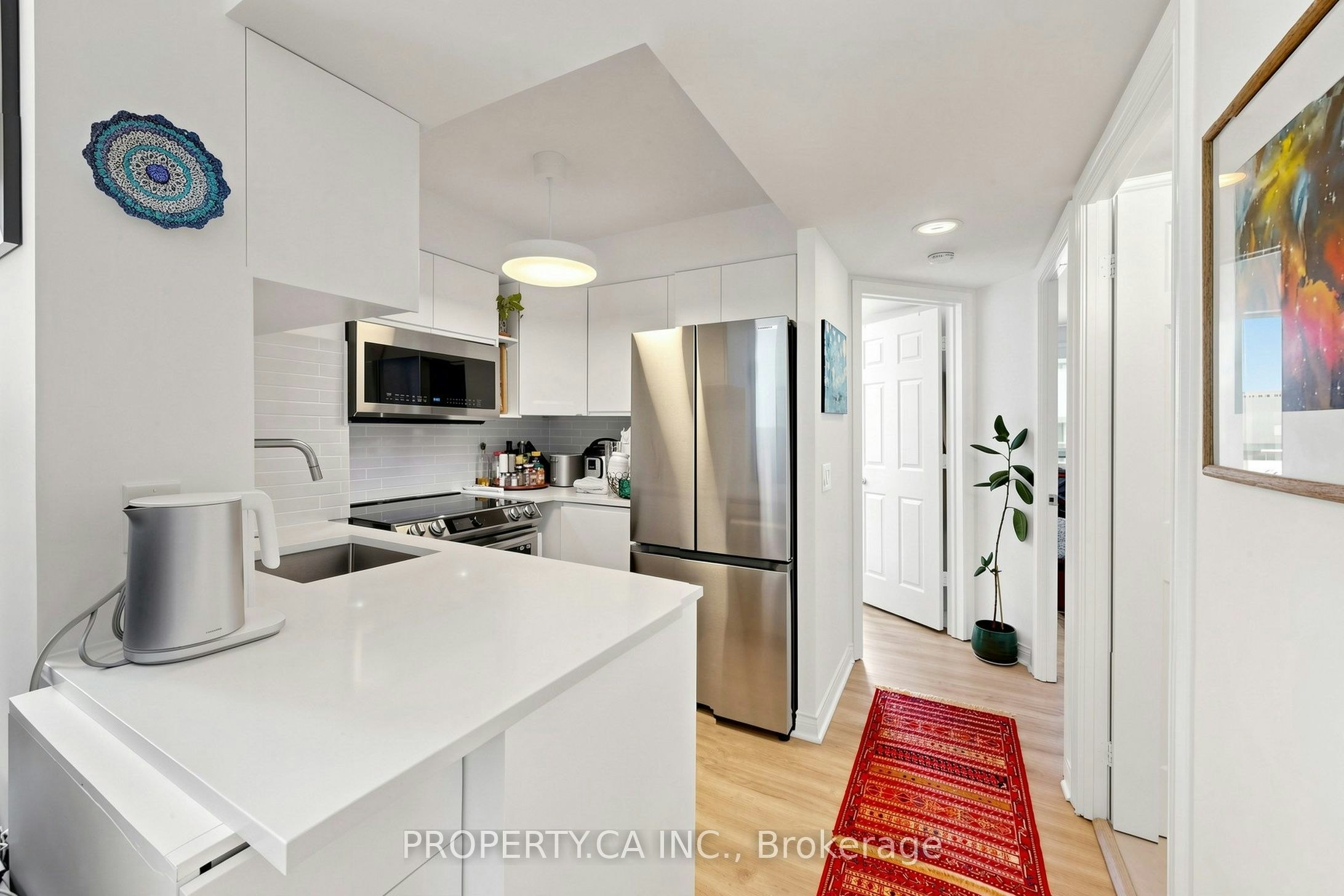 1812-763 Bay Street, Toronto, ON, M5G 2R3 - 12