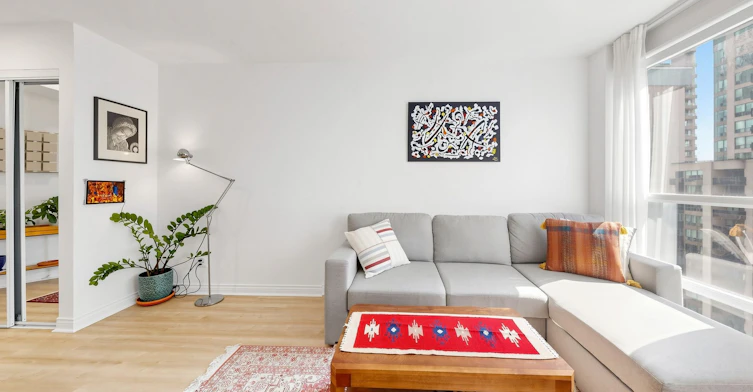1812-763 Bay Street, Toronto, ON, M5G 2R3 - 4