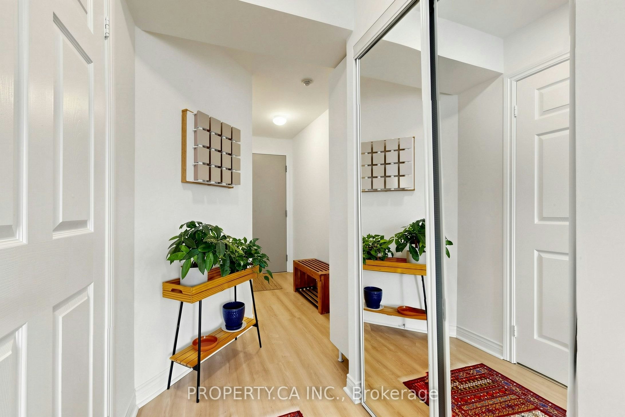 1812-763 Bay Street, Toronto, ON, M5G 2R3 - 19