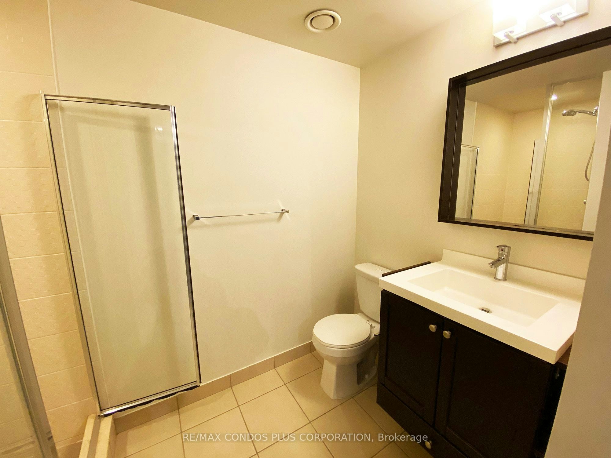 325-560 Front Street W, Toronto, ON, M5V 1C1 - 17