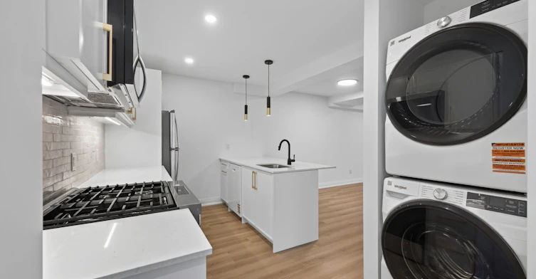 R - GARDEN-221 Churchill Avenue, Toronto, ON, M2N 1X6 - 6