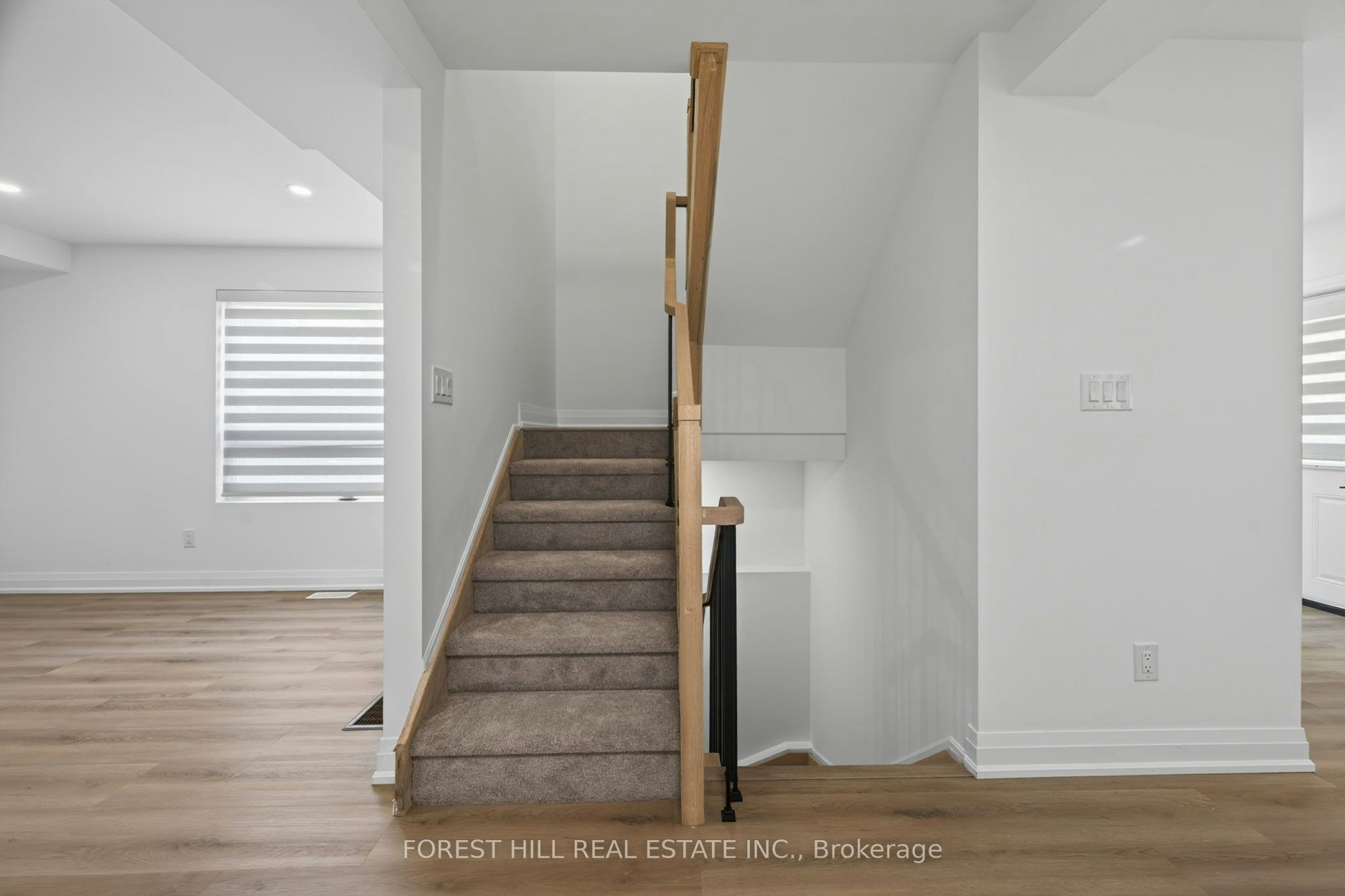 R - GARDEN-221 Churchill Avenue, Toronto, ON, M2N 1X6 - 12