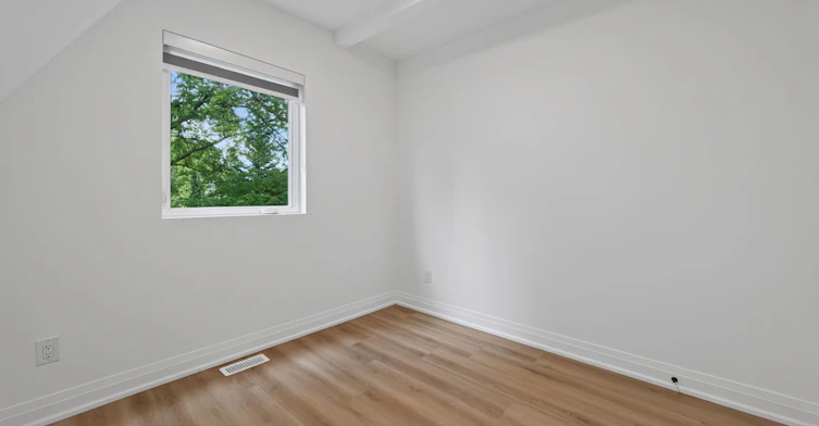 R - GARDEN-221 Churchill Avenue, Toronto, ON, M2N 1X6 - 15