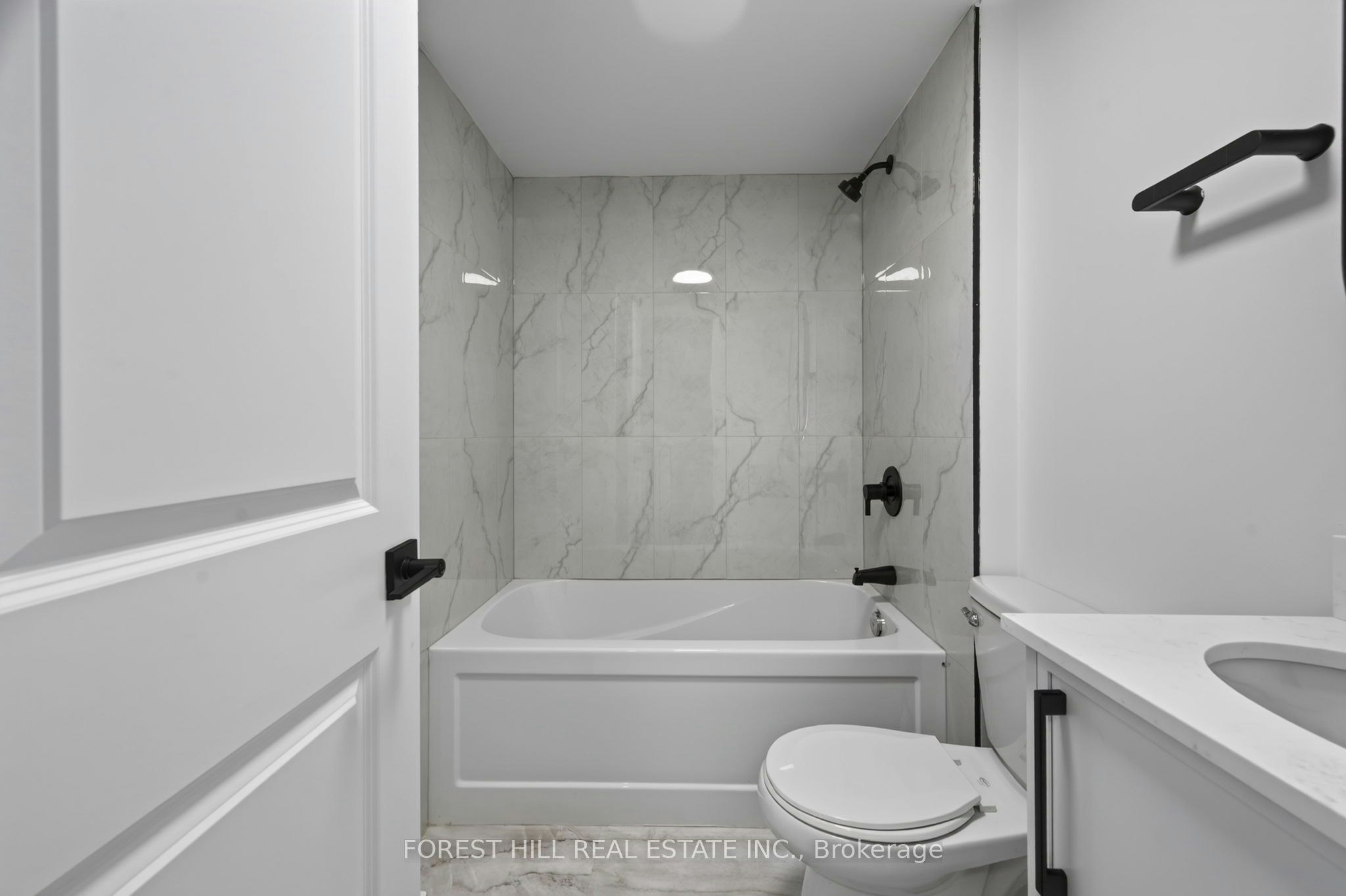 R - GARDEN-221 Churchill Avenue, Toronto, ON, M2N 1X6 - 26