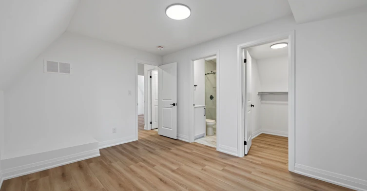 R - GARDEN-221 Churchill Avenue, Toronto, ON, M2N 1X6 - 19