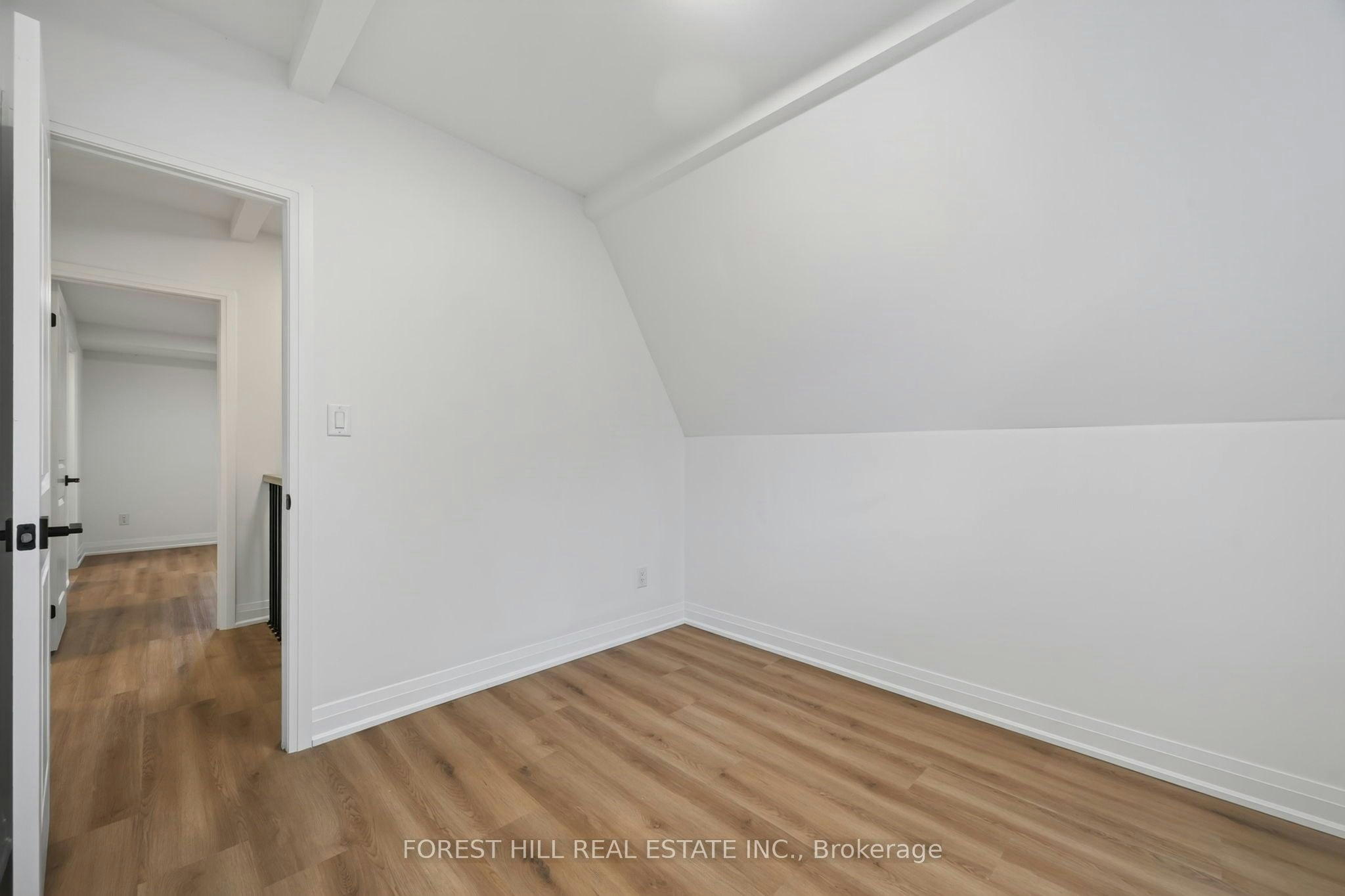 R - GARDEN-221 Churchill Avenue, Toronto, ON, M2N 1X6 - 28
