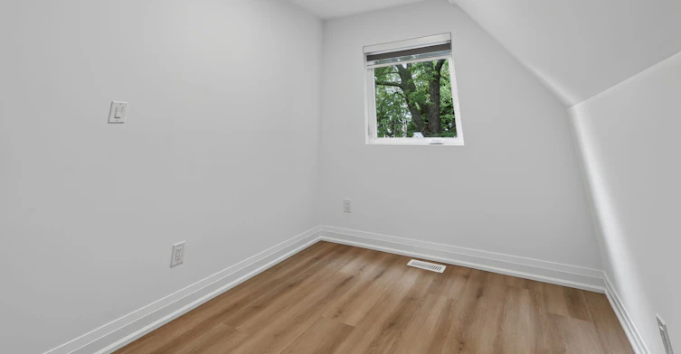 R - GARDEN-221 Churchill Avenue, Toronto, ON, M2N 1X6 - 32