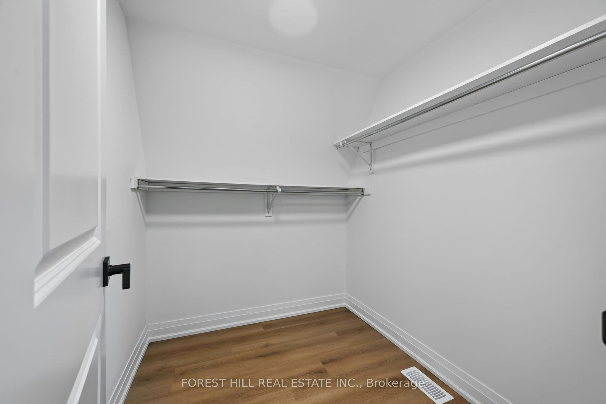 R - GARDEN-221 Churchill Avenue, Toronto, ON, M2N 1X6 - 17