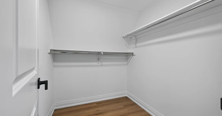 R - GARDEN-221 Churchill Avenue, Toronto, ON, M2N 1X6 - 17