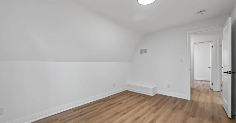 R - GARDEN-221 Churchill Avenue, Toronto, ON, M2N 1X6 - 18