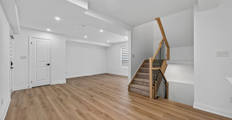 R - GARDEN-221 Churchill Avenue, Toronto, ON, M2N 1X6 - 35