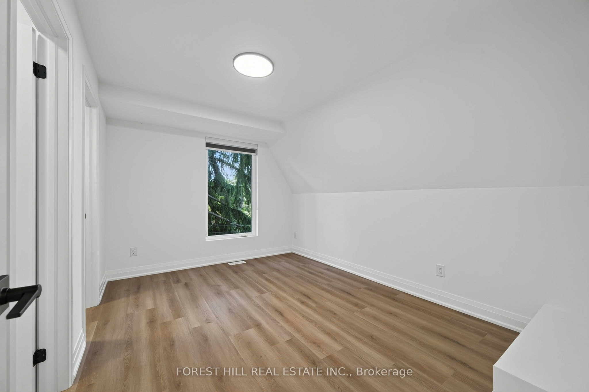 R - GARDEN-221 Churchill Avenue, Toronto, ON, M2N 1X6 - 16