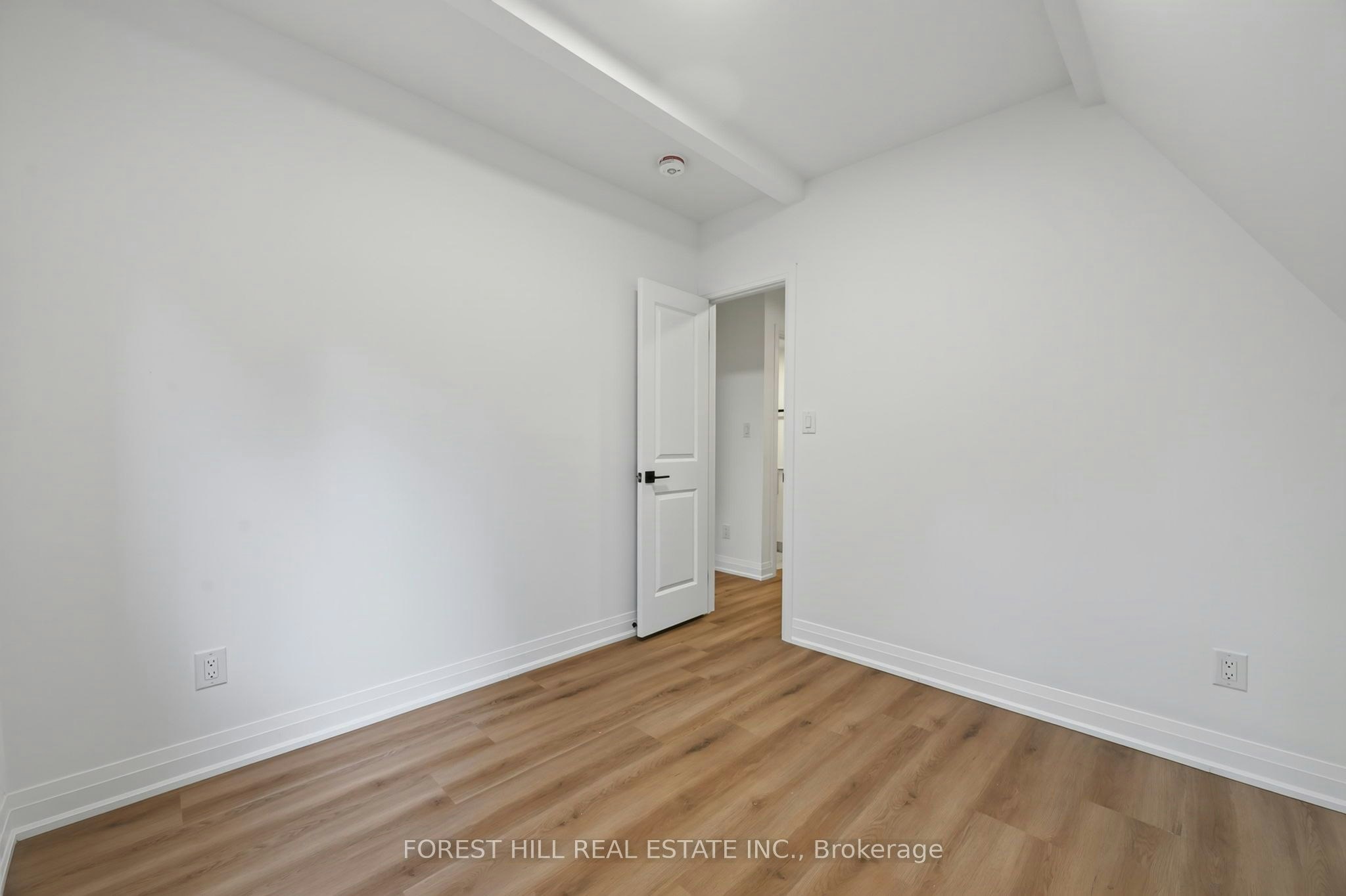 R - GARDEN-221 Churchill Avenue, Toronto, ON, M2N 1X6 - 27