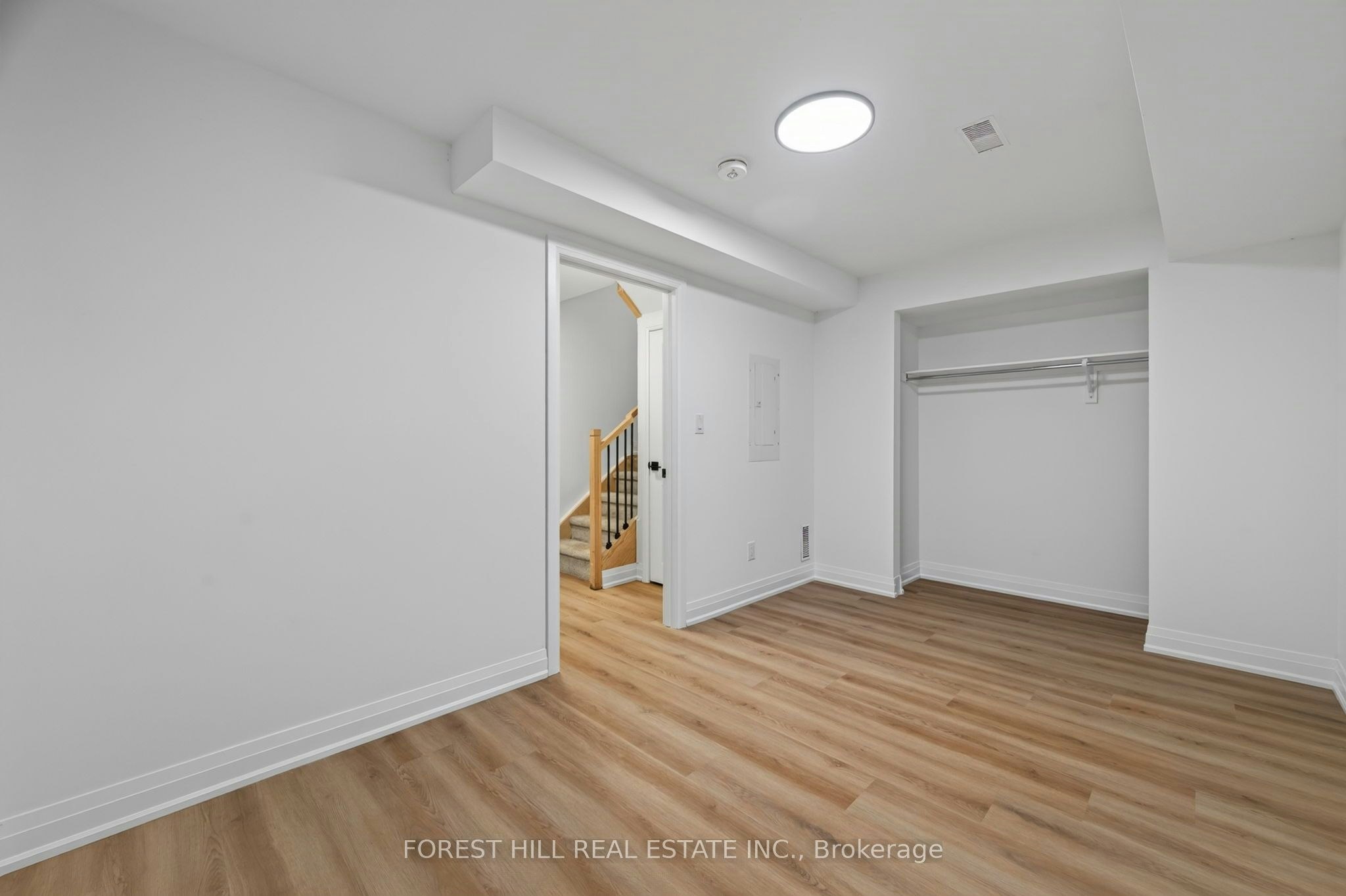 R - GARDEN-221 Churchill Avenue, Toronto, ON, M2N 1X6 - 22