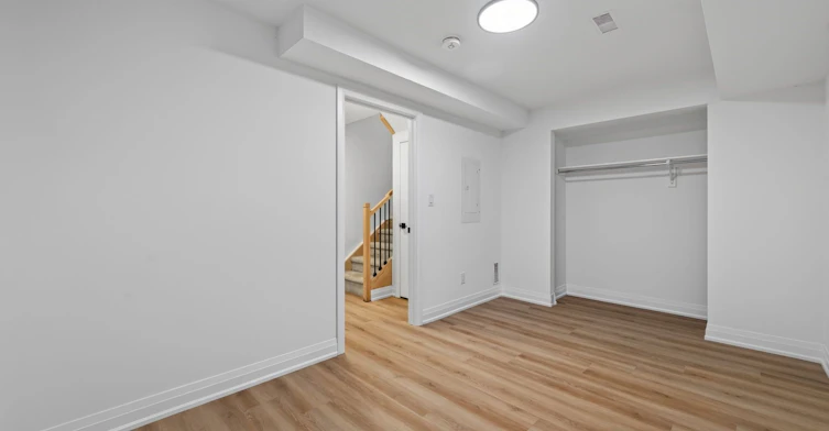 R - GARDEN-221 Churchill Avenue, Toronto, ON, M2N 1X6 - 22