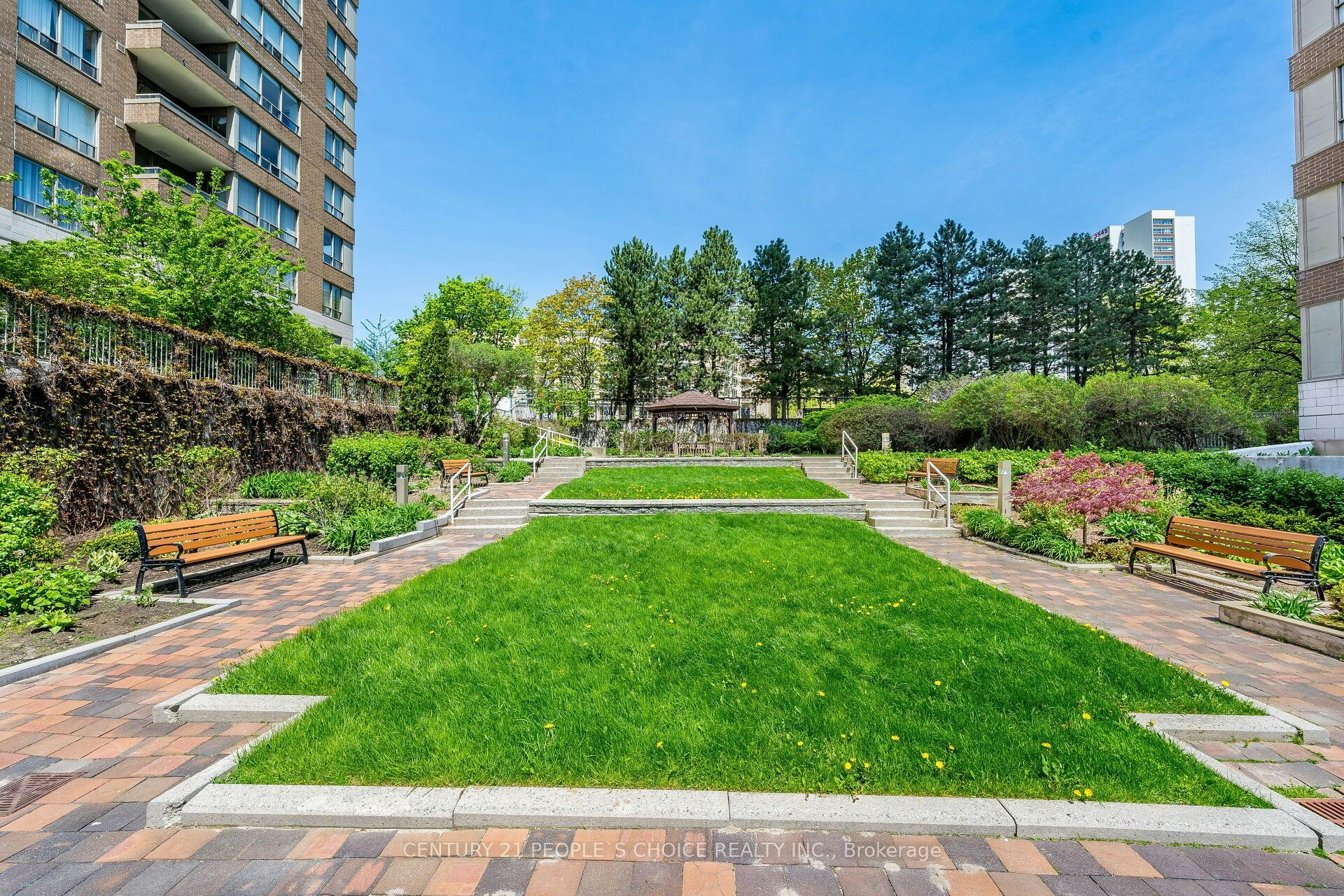 1602-195 Wynford Drive, Toronto, ON, M3C 3P3 - 36