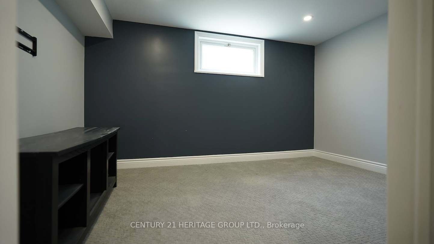 Lower-328 Moore Park Avenue, Toronto, ON, M2R 2R6 - 7