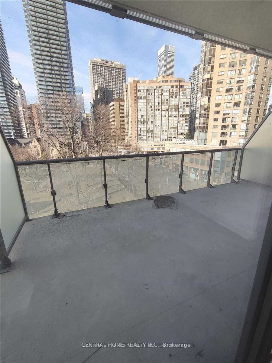 620-57 St Joseph Street, Toronto, ON, M5S 0C5 - 7