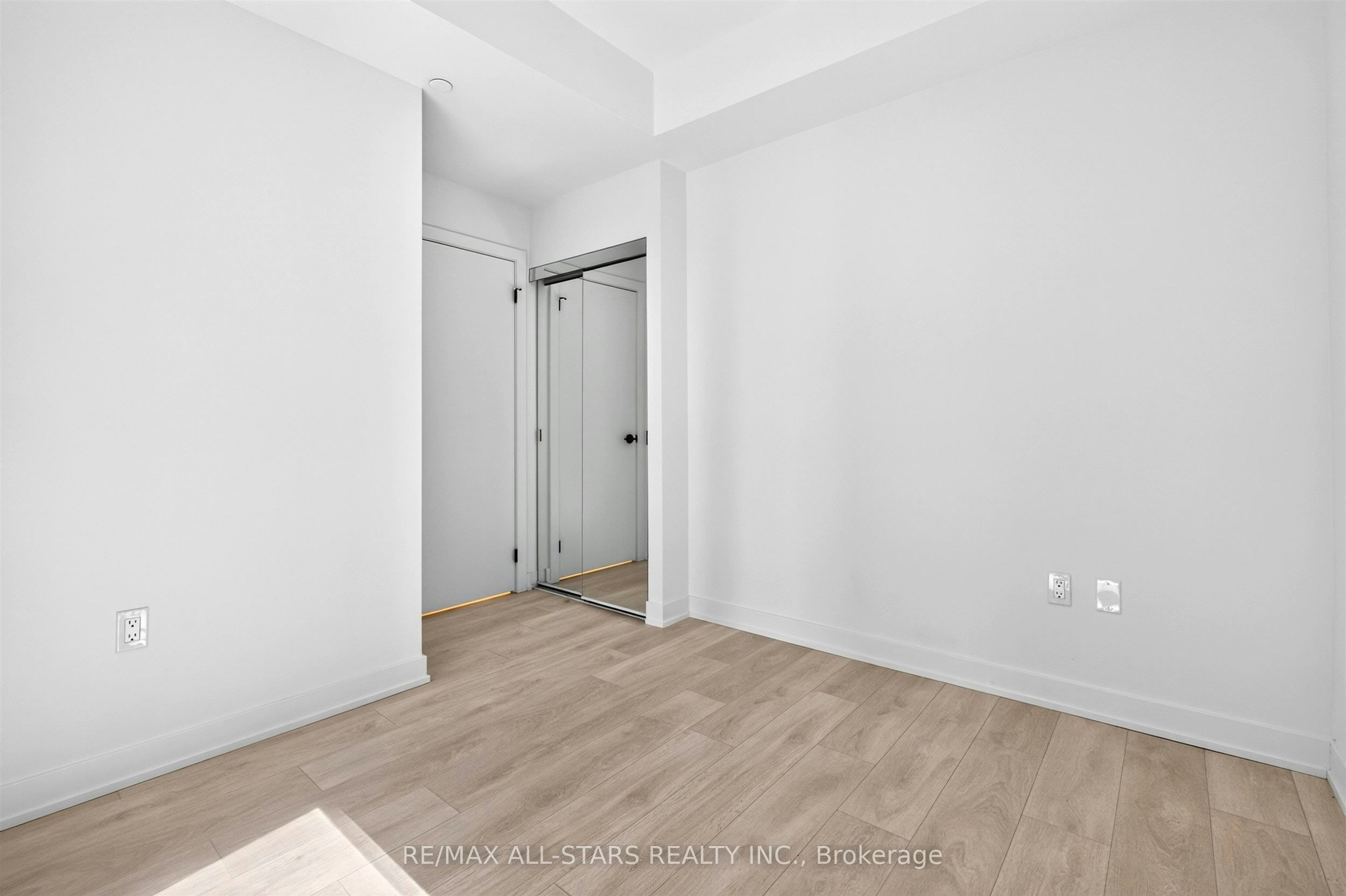 1106-127 Broadway Avenue, Toronto, ON, M4P 1V4 - 15