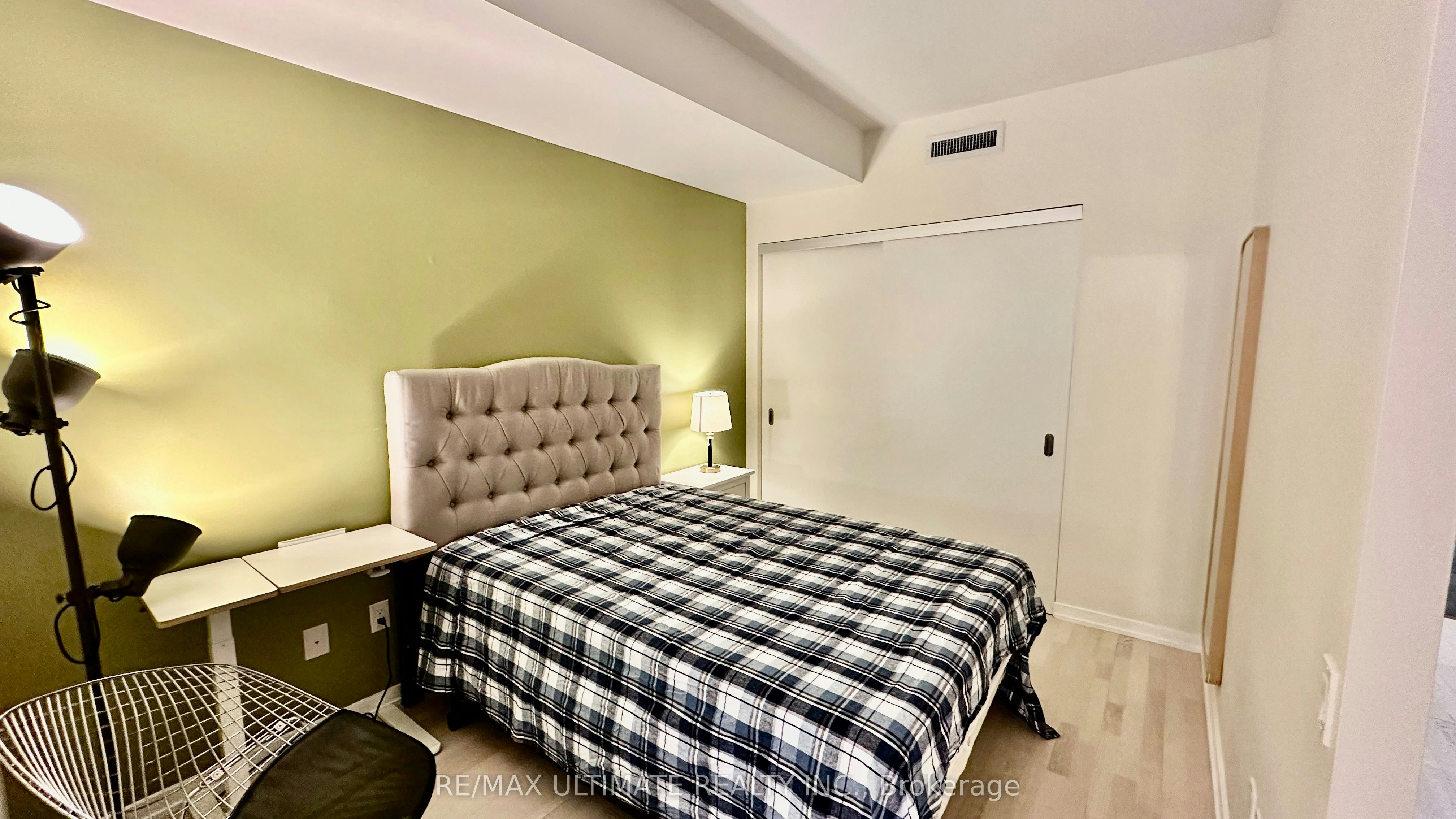 217-60 Colborne Street, Toronto, ON, M5E 0B7 - 8