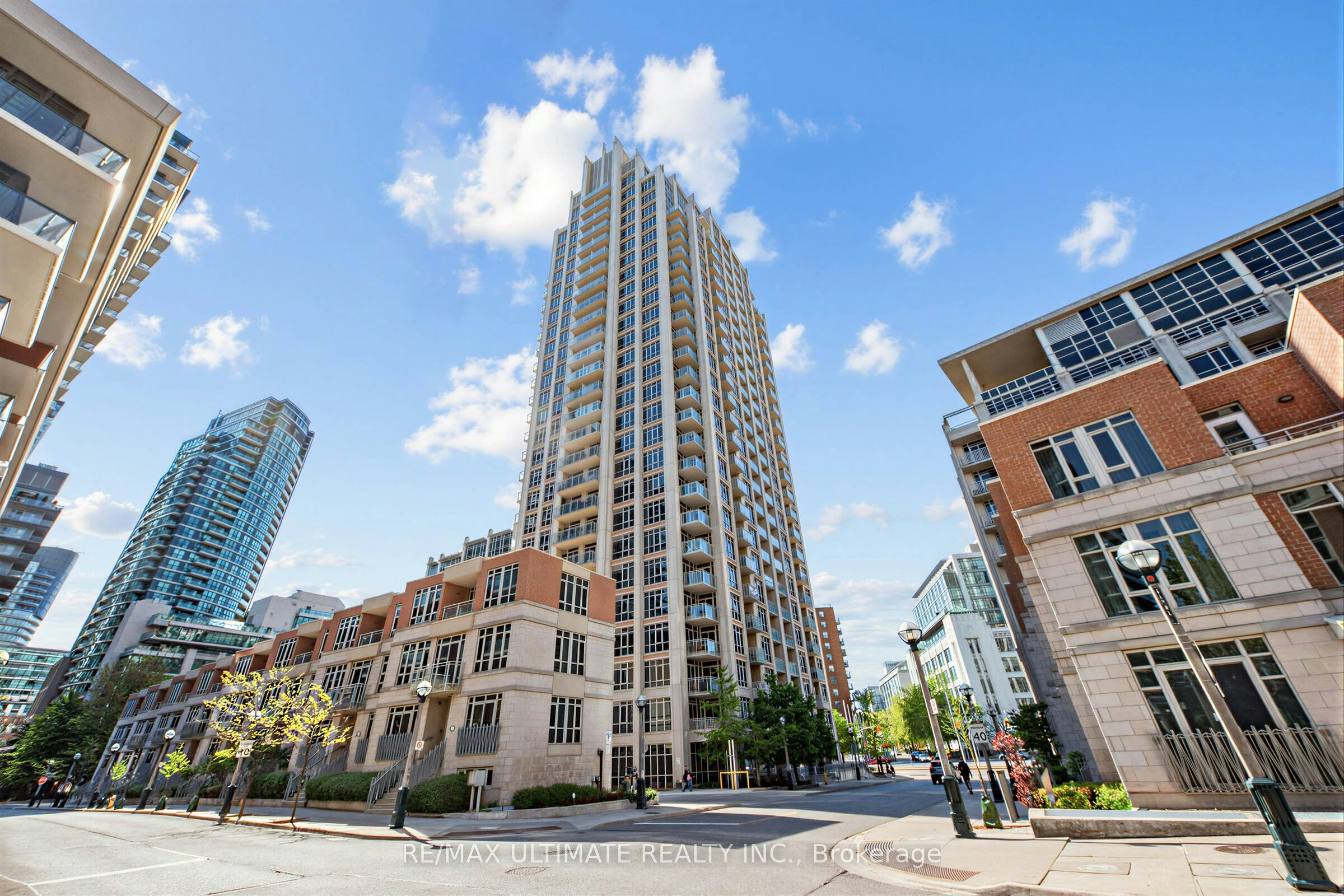 2301-21 Grand Magazine Street, Toronto, ON, M5V 1B5