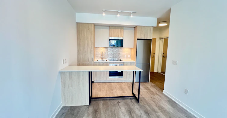 523-10 Oak Street, Toronto, ON, M5A 0Z1 - 5