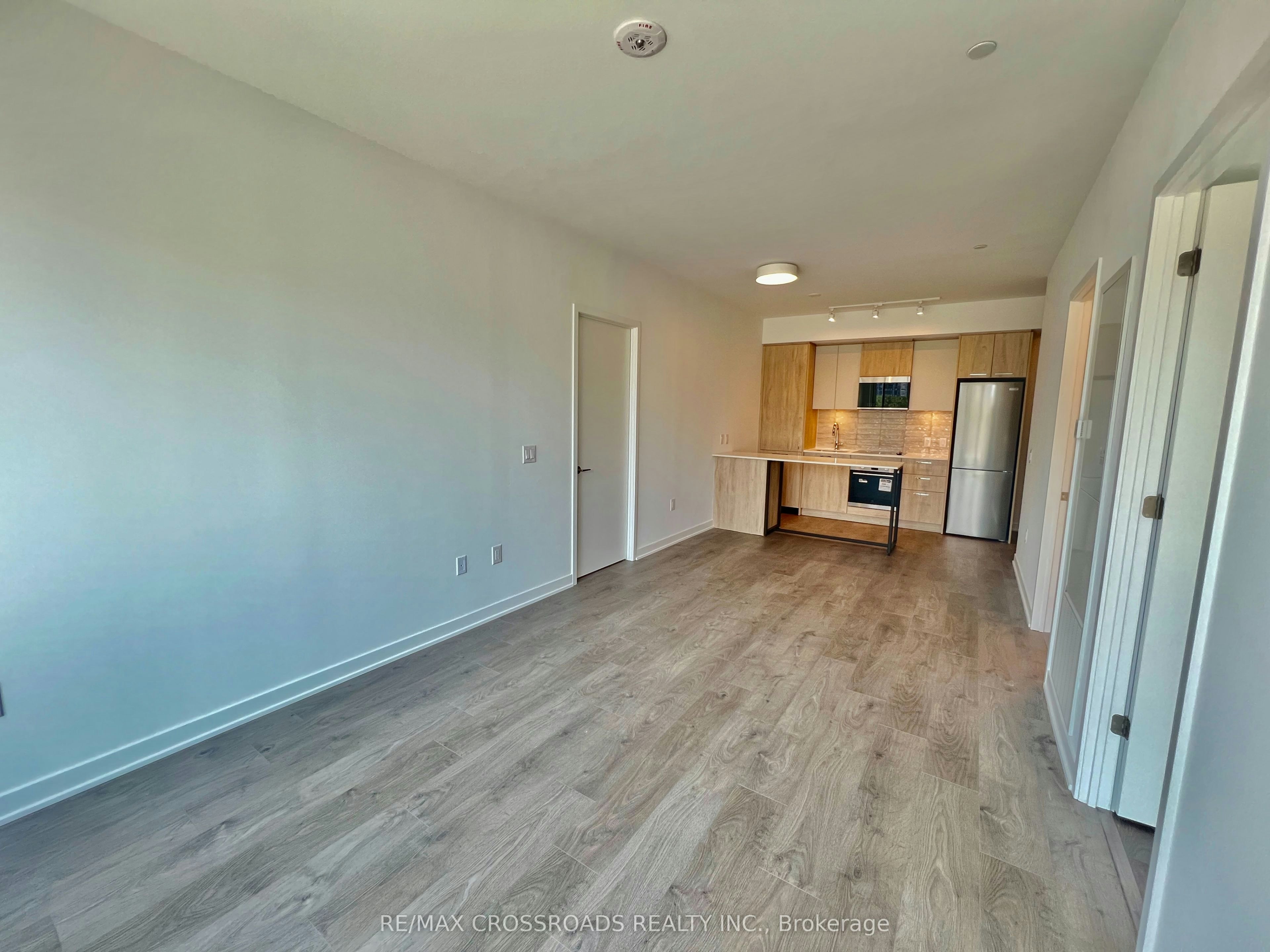 523-10 Oak Street, Toronto, ON, M5A 0Z1 - 11