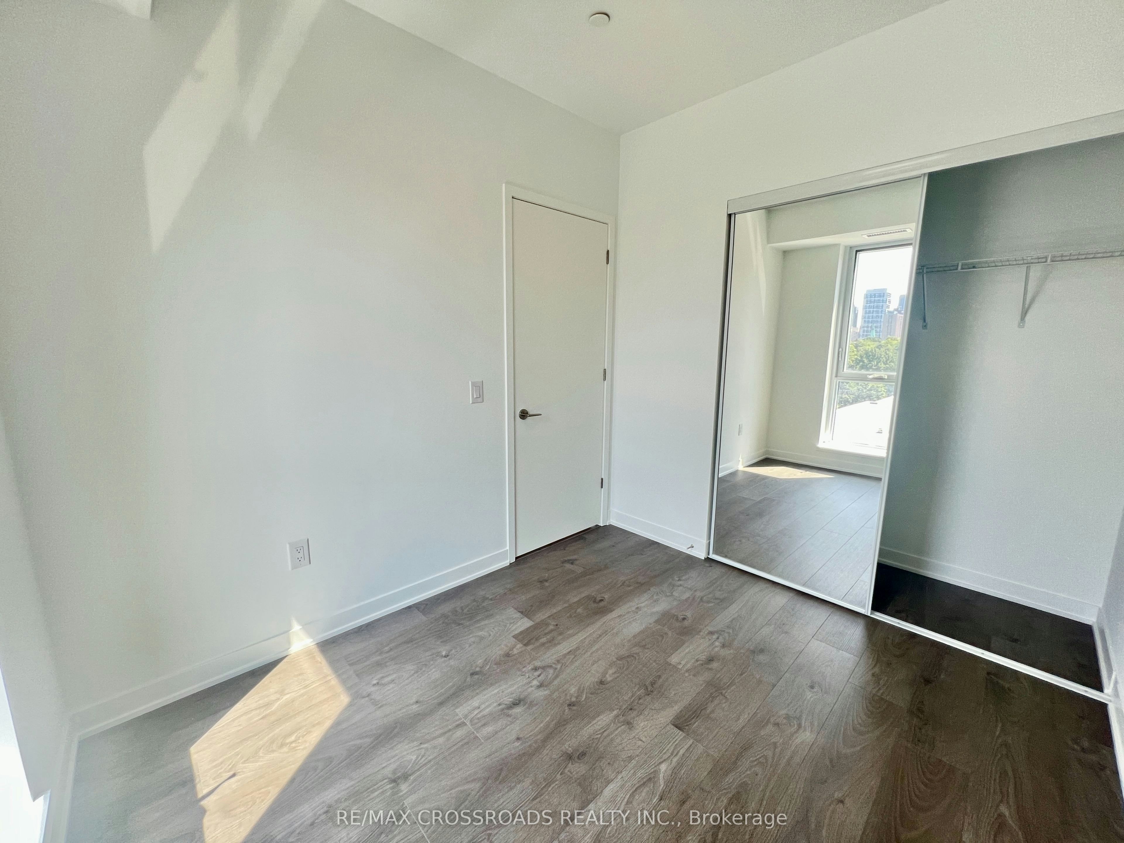 523-10 Oak Street, Toronto, ON, M5A 0Z1 - 19