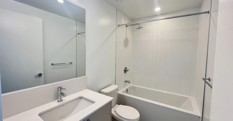 523-10 Oak Street, Toronto, ON, M5A 0Z1 - 20
